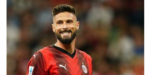 I tifosi del Milan non hanno apprezzato il duro lavoro di Olivier Giroud